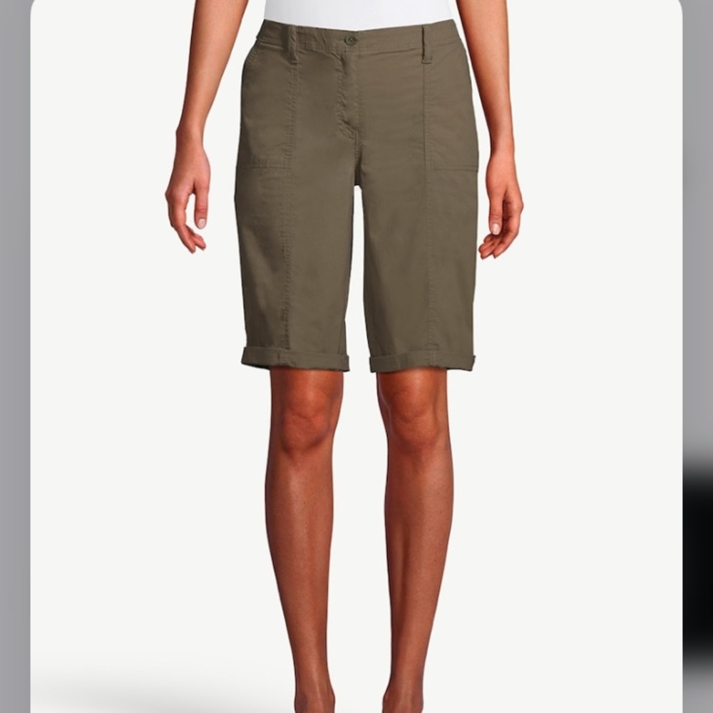 NWT Chico’s Ultimate Fit Bermuda